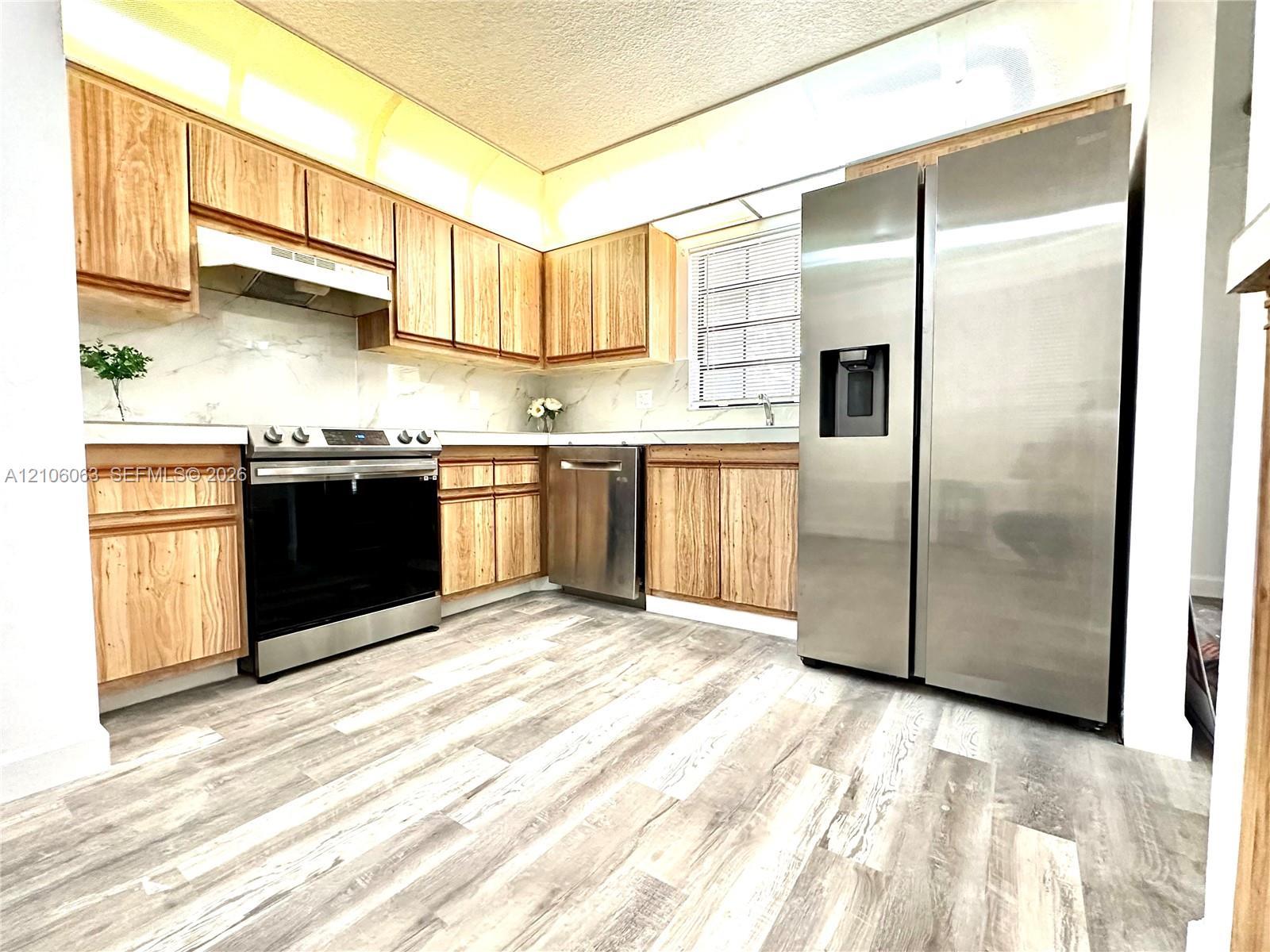 3694 NW 95th Ter # 8M, Sunrise FL 33351