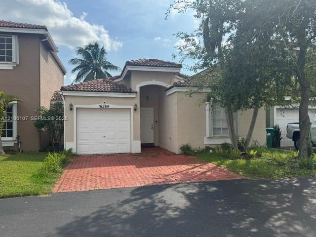 16284 SW 100th Ter, Miami FL 33196