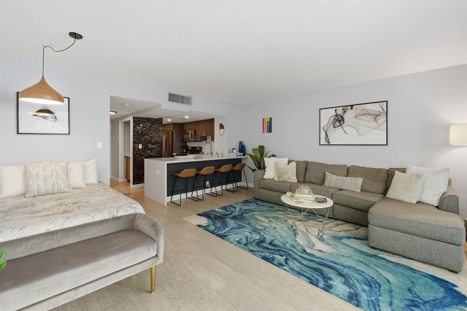 1200 West Avenue # 324, Miami Beach FL 33139