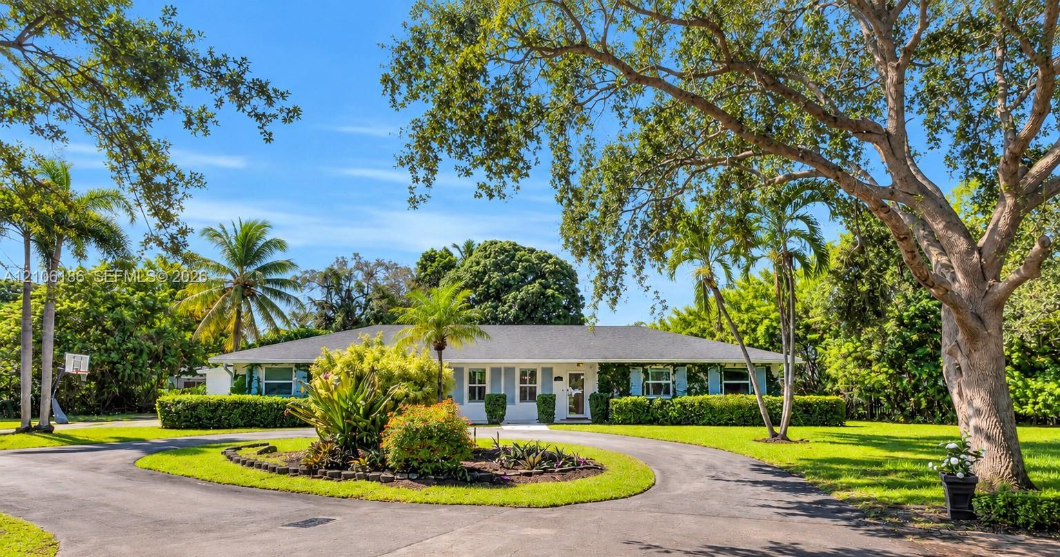 8600 SW 145th St, Palmetto Bay FL 33158