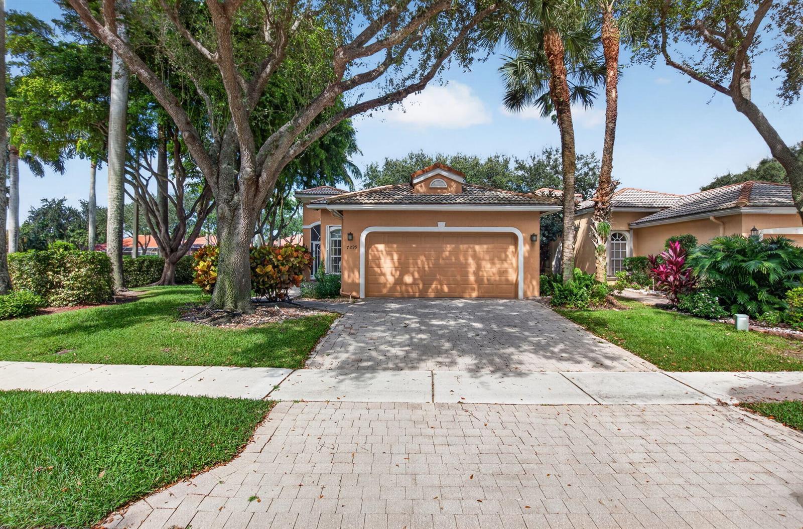 7299 Vía Genova, Delray Beach FL 33446