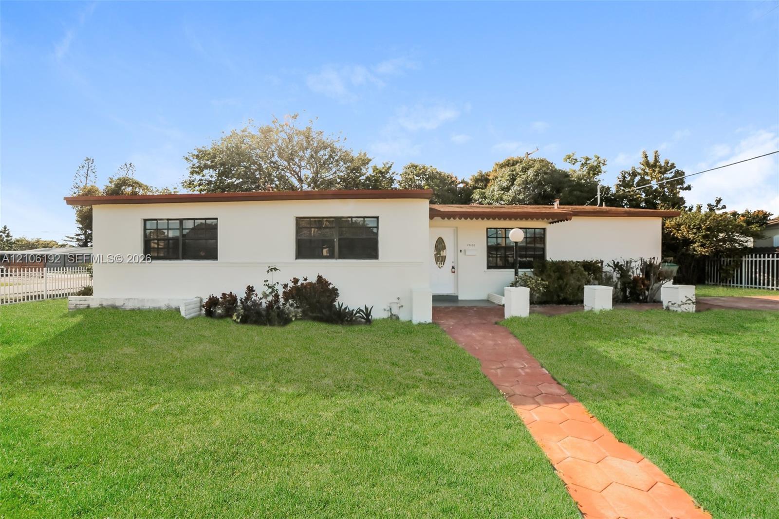 19100 NW 12th Ave, Miami Gardens FL 33169