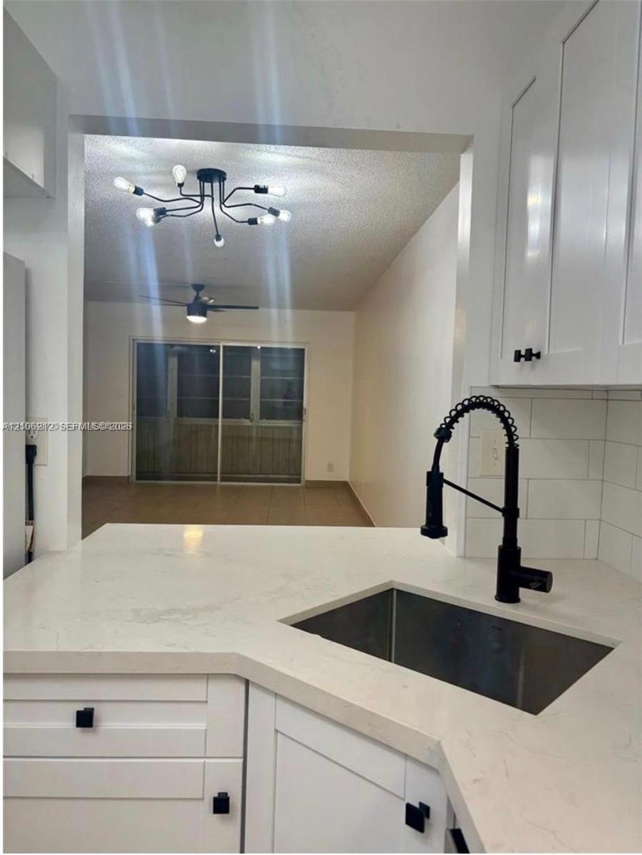 1801 NW 75th Ave # 304, Plantation FL 33313