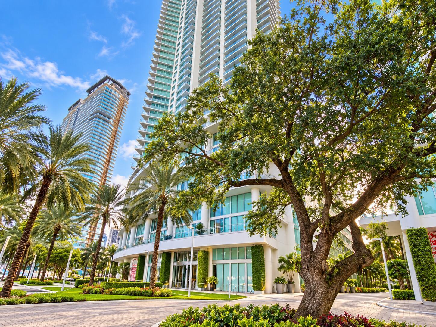 92 SW 3rd Street # 4006, Miami FL 33130
