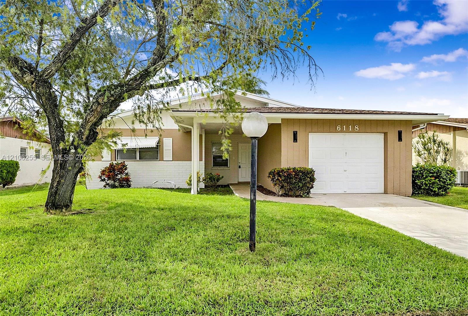 6118 Dusenburg Rd, Delray Beach FL 33484