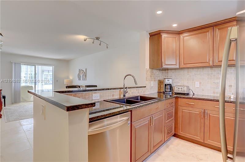 2212 NE 1st Way # 101, Boynton Beach FL 33435