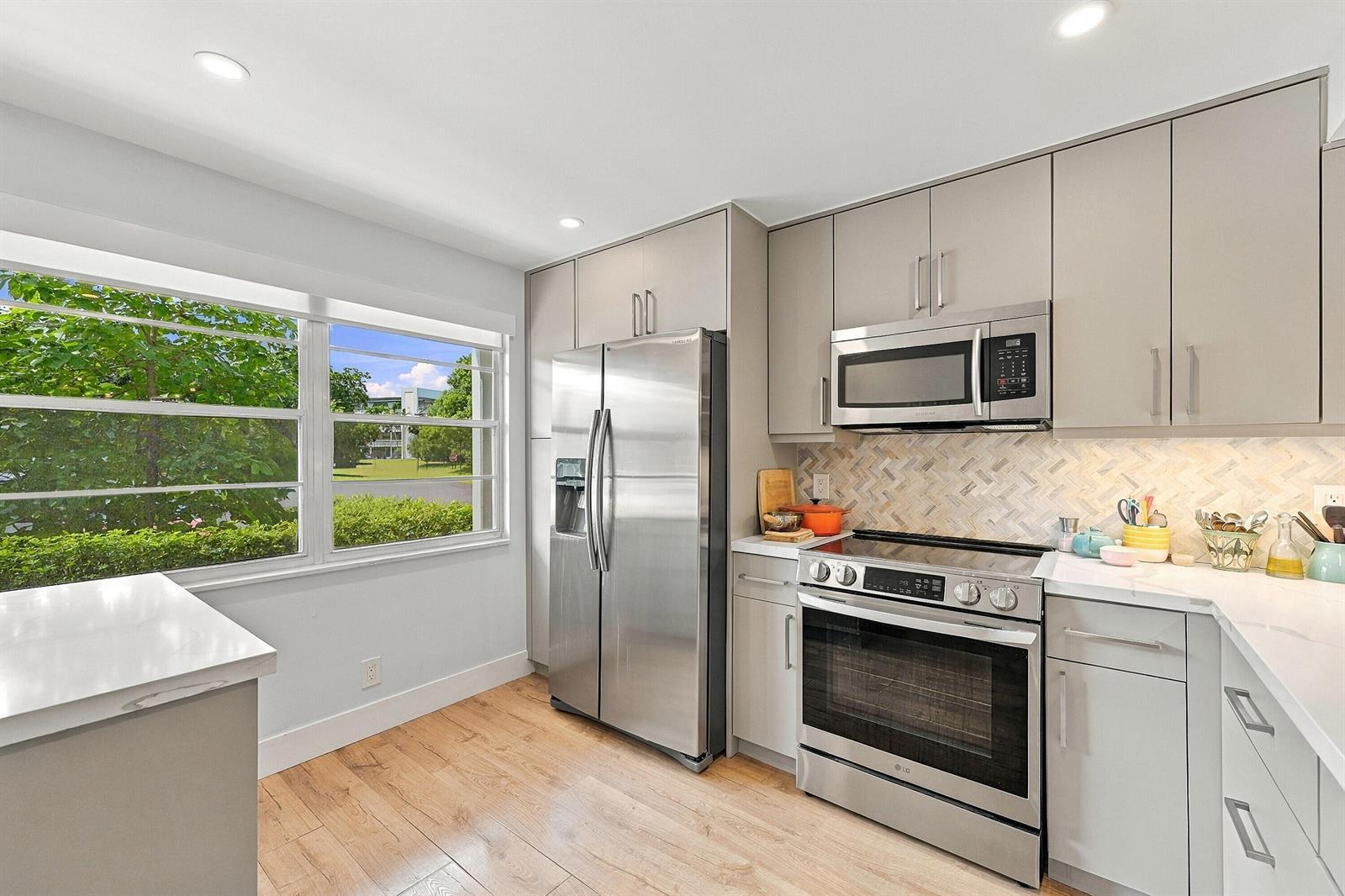 2802 Victoria WAY Way # J1, Coconut Creek FL 33066