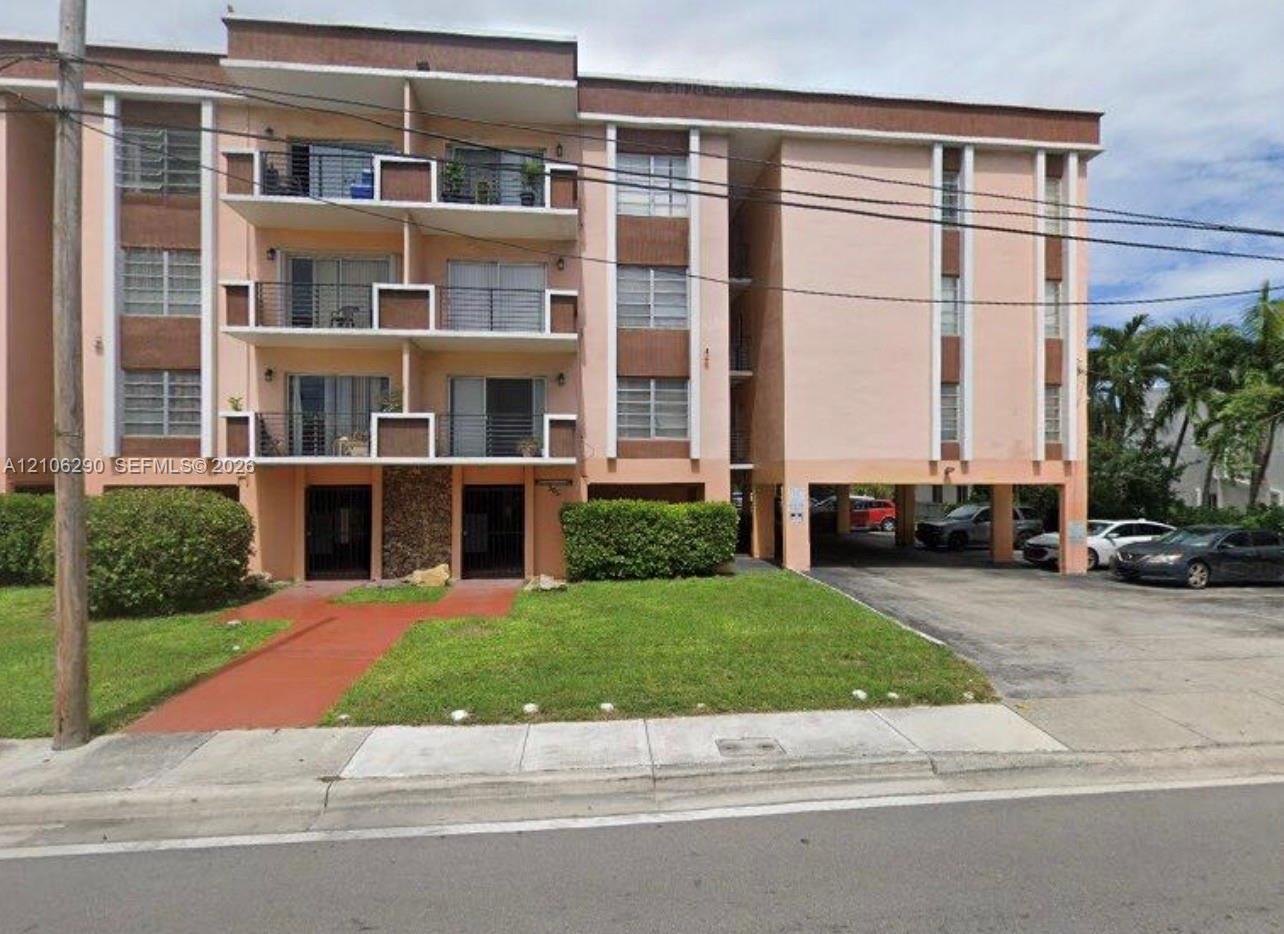 365 NE 125th St # 310, North Miami FL 33161