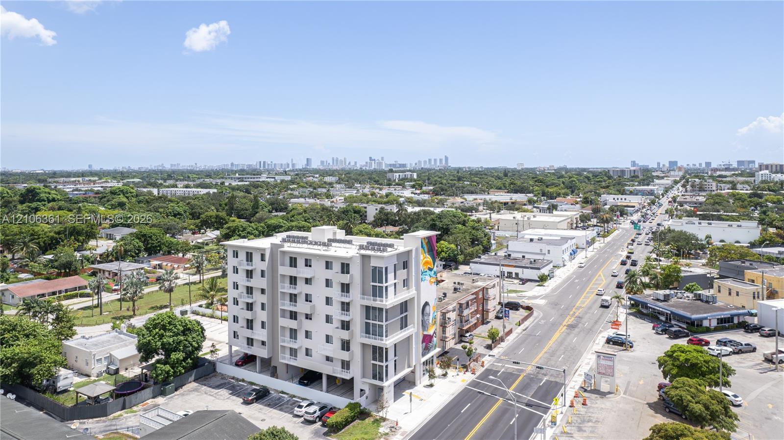 475 NE 125th # 705, North Miami FL 33161