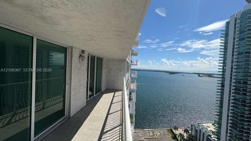 1200 Brickell Bay Dr # 3505, Miami FL 33131
