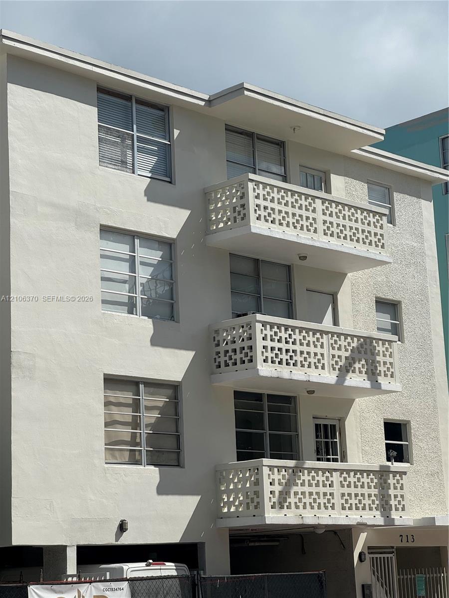 713 Collins Ave # 31, Miami Beach FL 33139