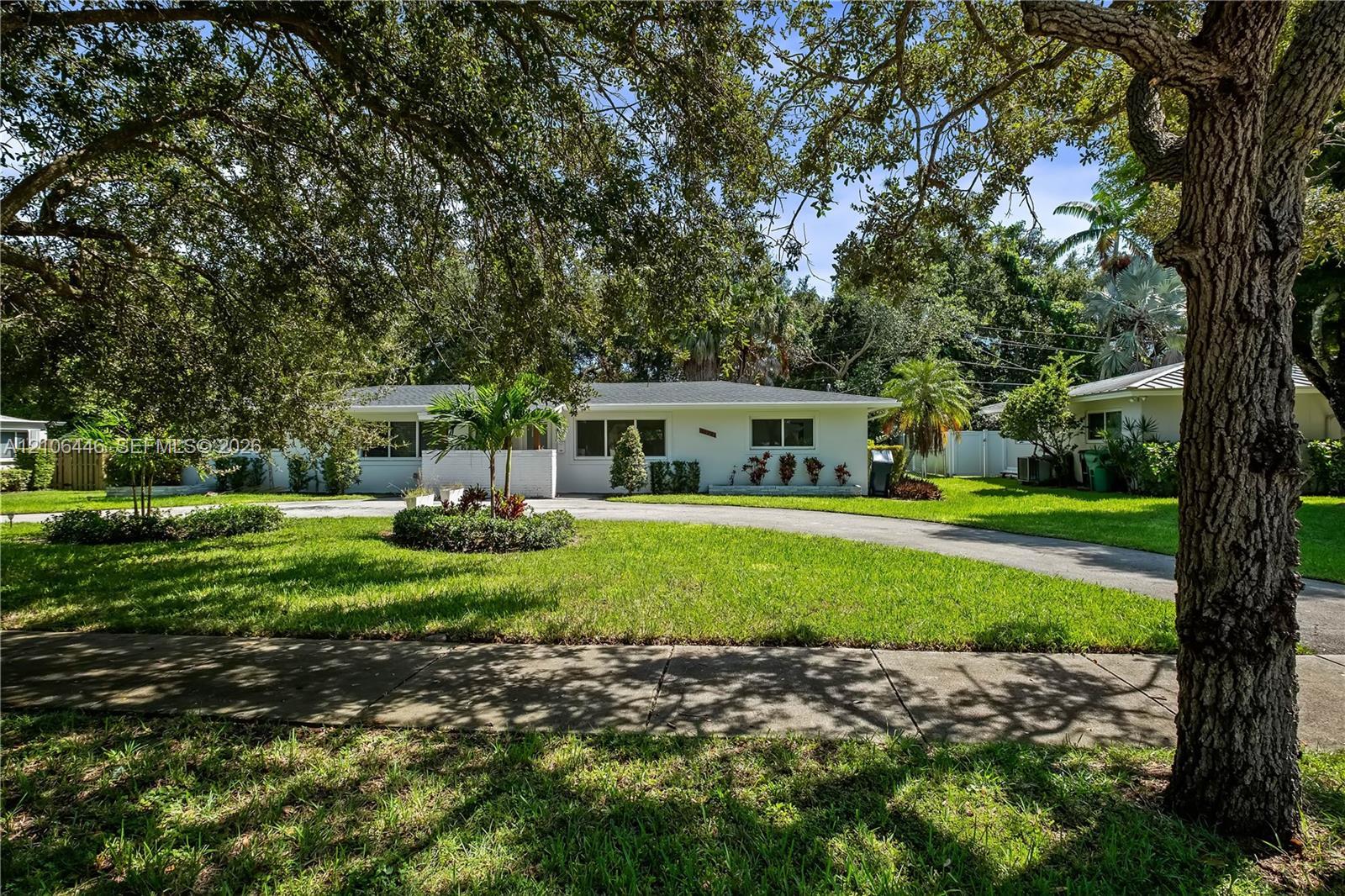 11727 SW 81 Rd # 11727, Pinecrest FL 33156
