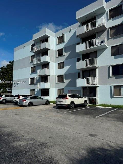 8261 NW 8th St # 239, Miami FL 33126