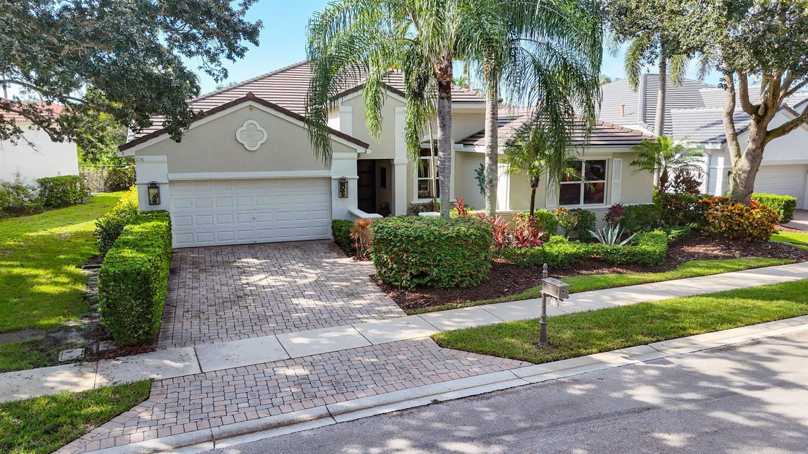 136 SEDONA Way, Palm Beach Gardens FL 33418