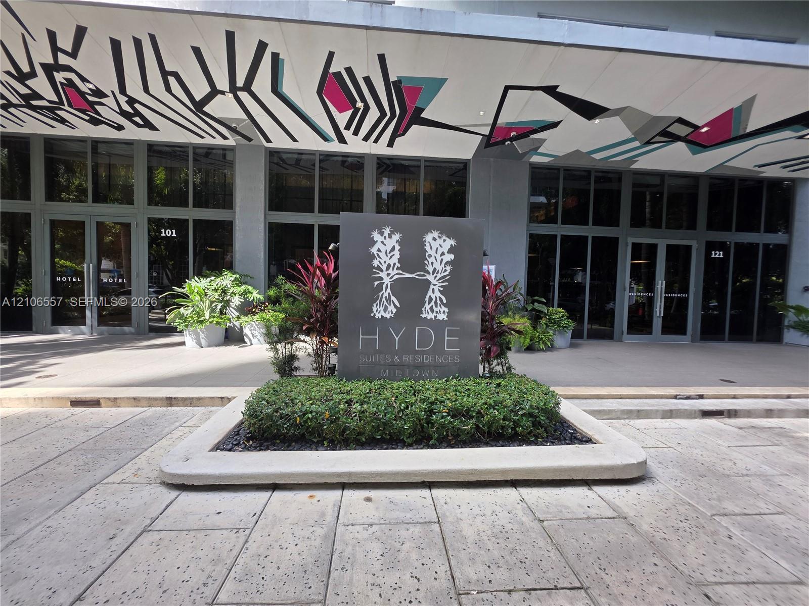 121 NE 34th St # 1912, Miami FL 33137