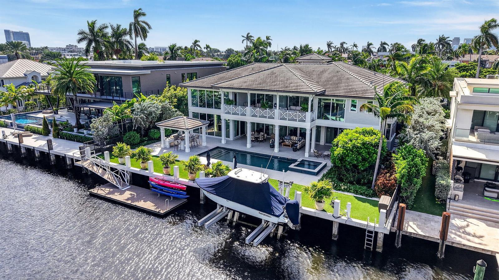 650 ISLE OF PALMS Drive, Fort Lauderdale FL 33301