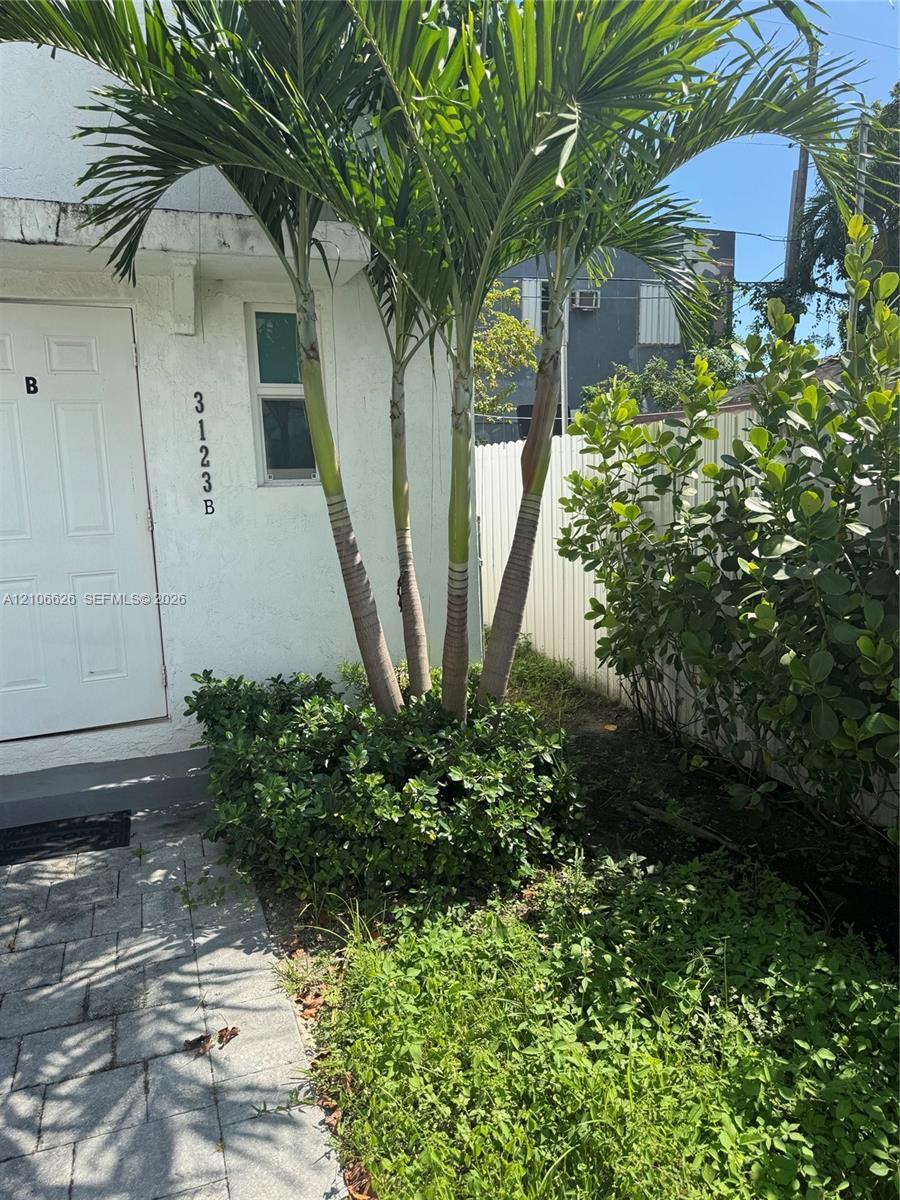 3123 NW 22nd Ct # B, Miami FL 33142