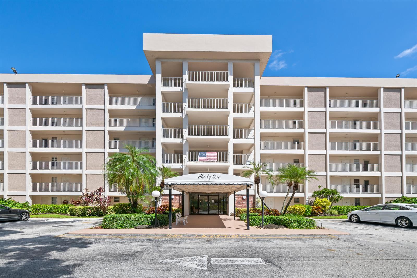 2901 S PALM AIRE Drive # 402, Pompano Beach FL 33069