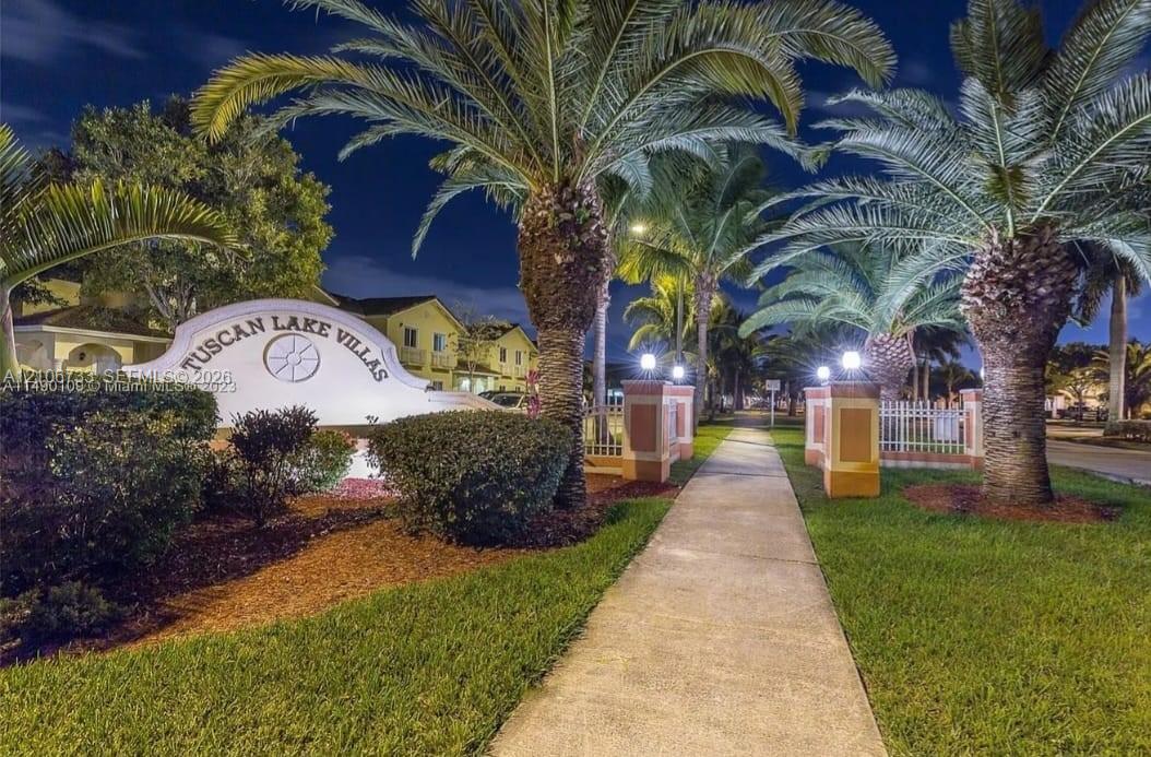 17853 NW 74th Path, Hialeah FL 33015