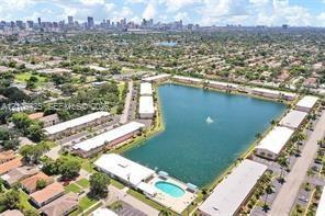 1000 SW 11 Ave # 12, Hallandale Beach FL 33009