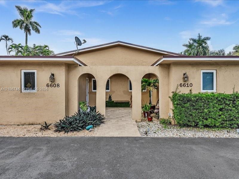 6608 SW 49th St # 0, Davie FL 33314