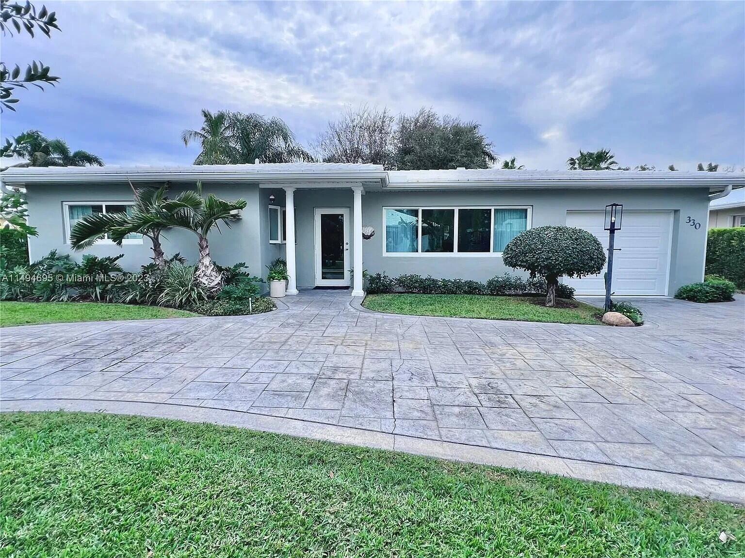 330 Cascade Lane, Palm Beach Shores FL 33404