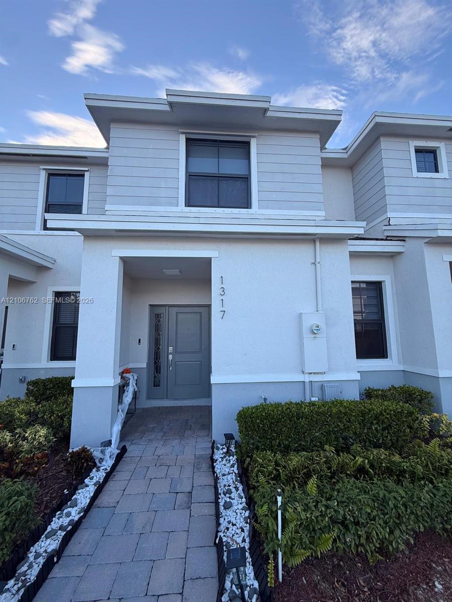 1317 NE 3rd Ave # 1317, Florida City FL 33034