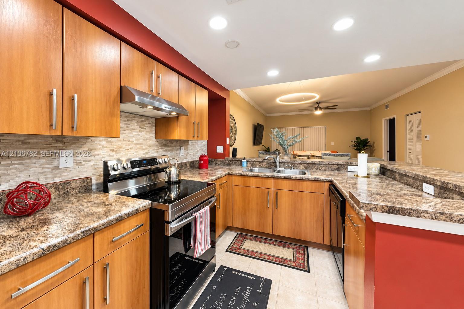5900 W Sample Rd # 202, Coral Springs FL 33067