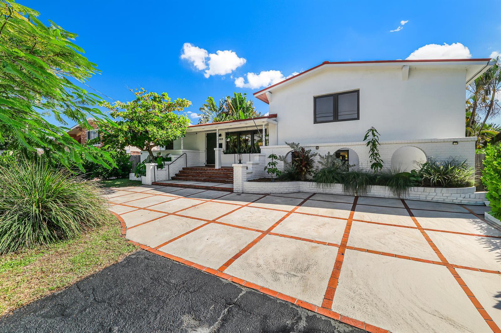 2408 NE 17th Terrace, Wilton Manors FL 33305