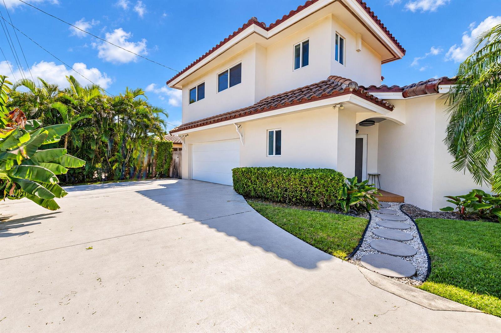 175 NE OLIVE Way, Boca Raton FL 33432