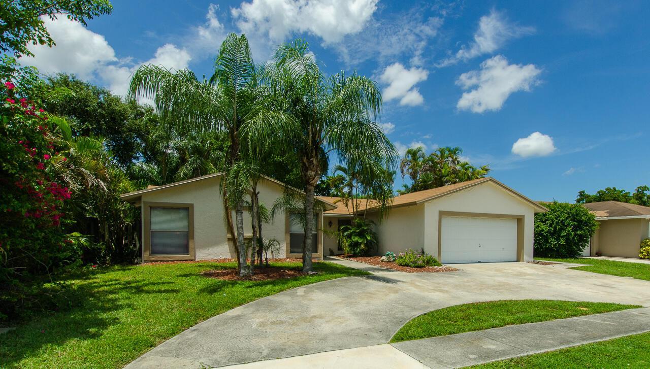 10953 Winding Creek Lane, Boca Raton FL 33428