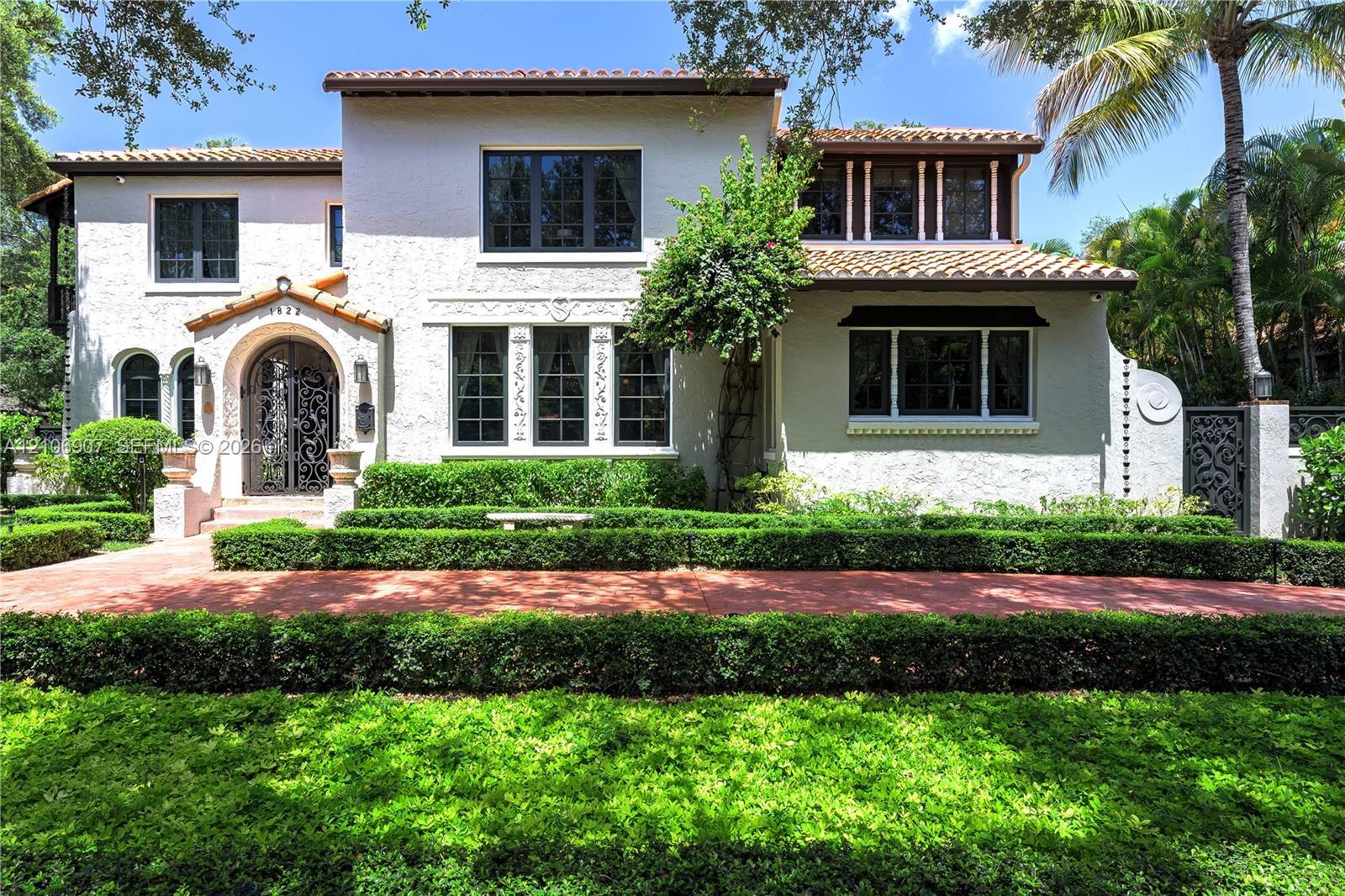 1822 Country Club Prado, Coral Gables FL 33134
