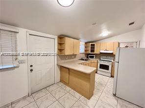 1674 NE 174th St Rear, North Miami Beach FL 33162