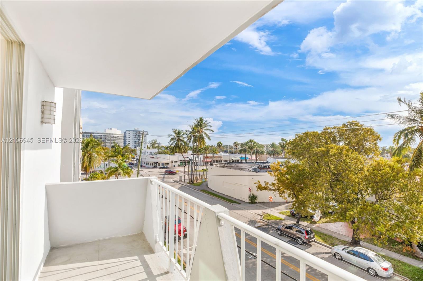 7133 Bay Dr # 401, Miami Beach FL 33141