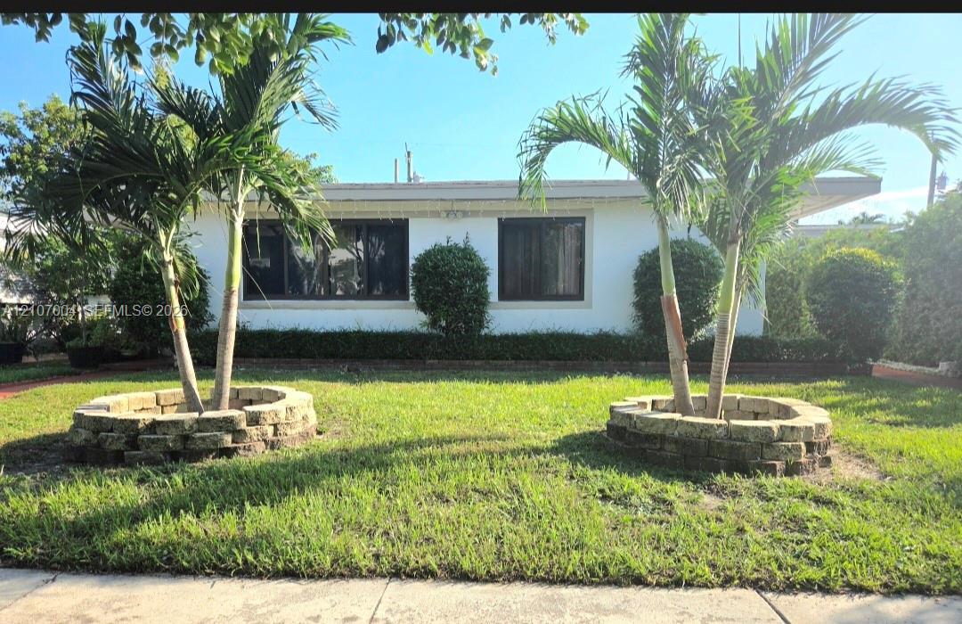 1970 NE 168th St # 2, North Miami Beach FL 33162