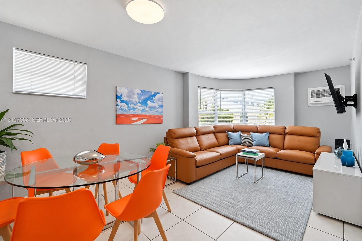 3030 Collins Ave # 2H, Miami Beach FL 33140