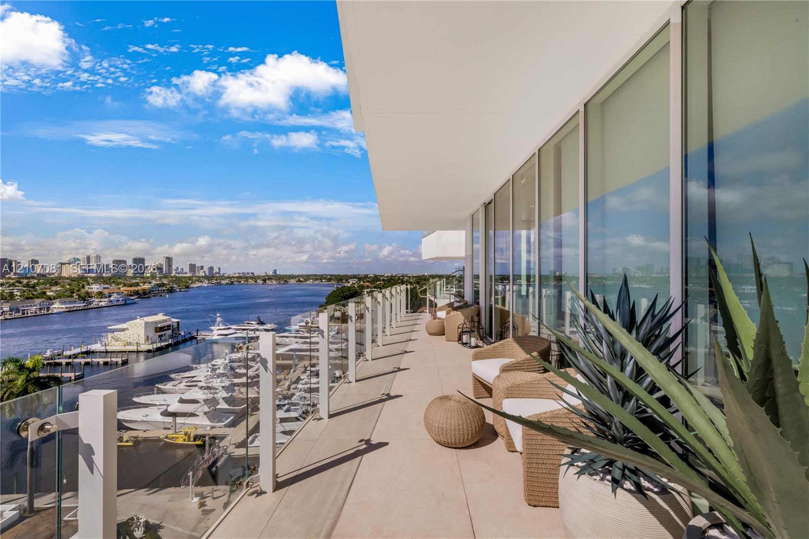 2221 SE 17th St # 804, Fort Lauderdale FL 33316