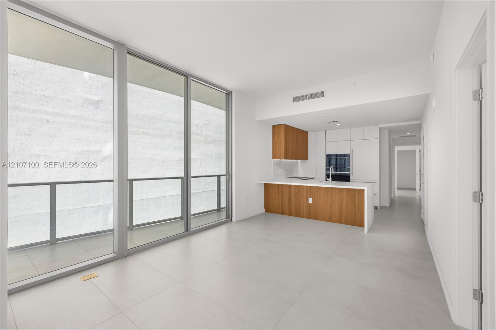 1400 Biscayne Blvd # 302, Miami FL 33132