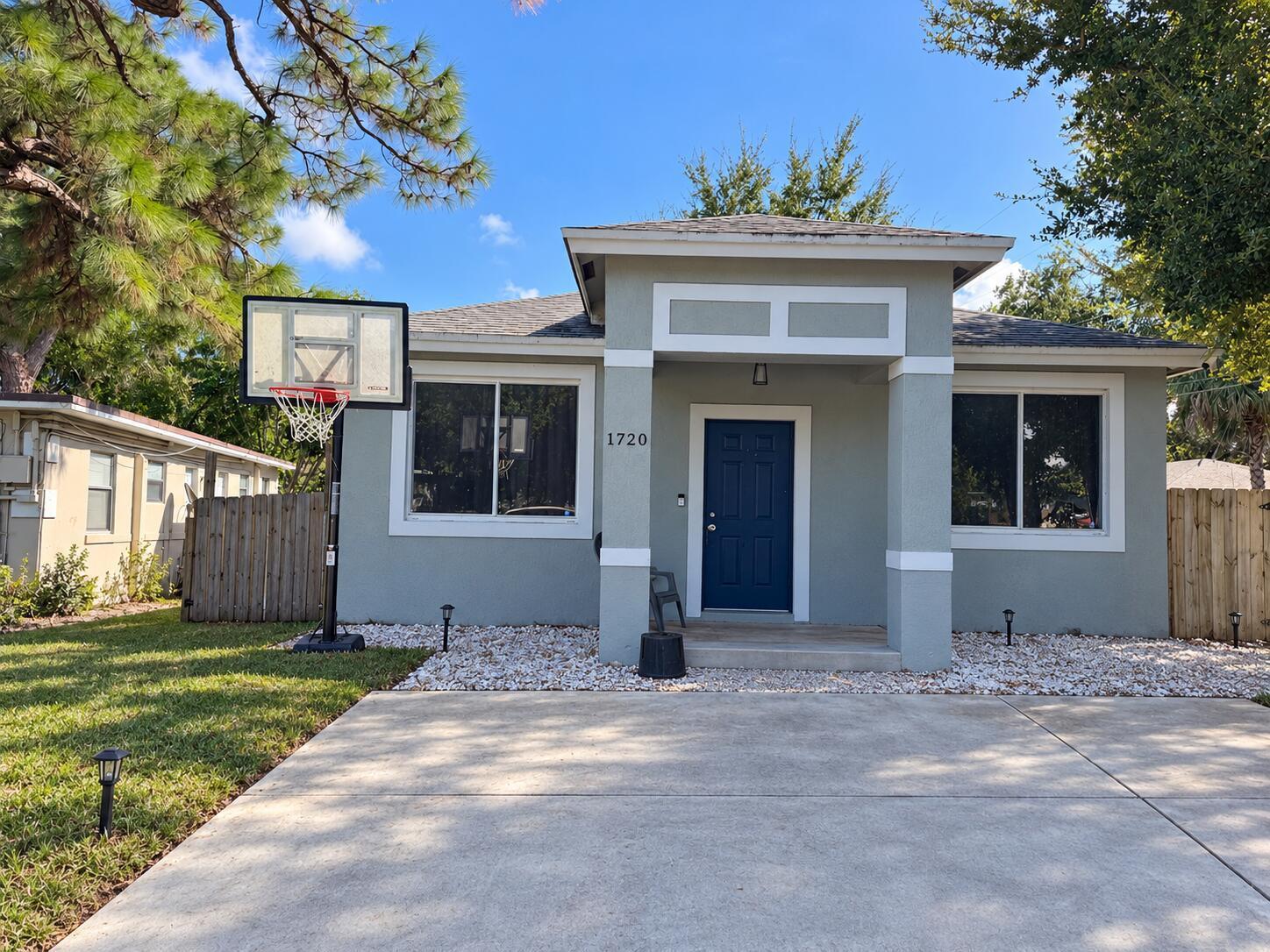 1720 NW 8TH Place, Fort Lauderdale FL 33311