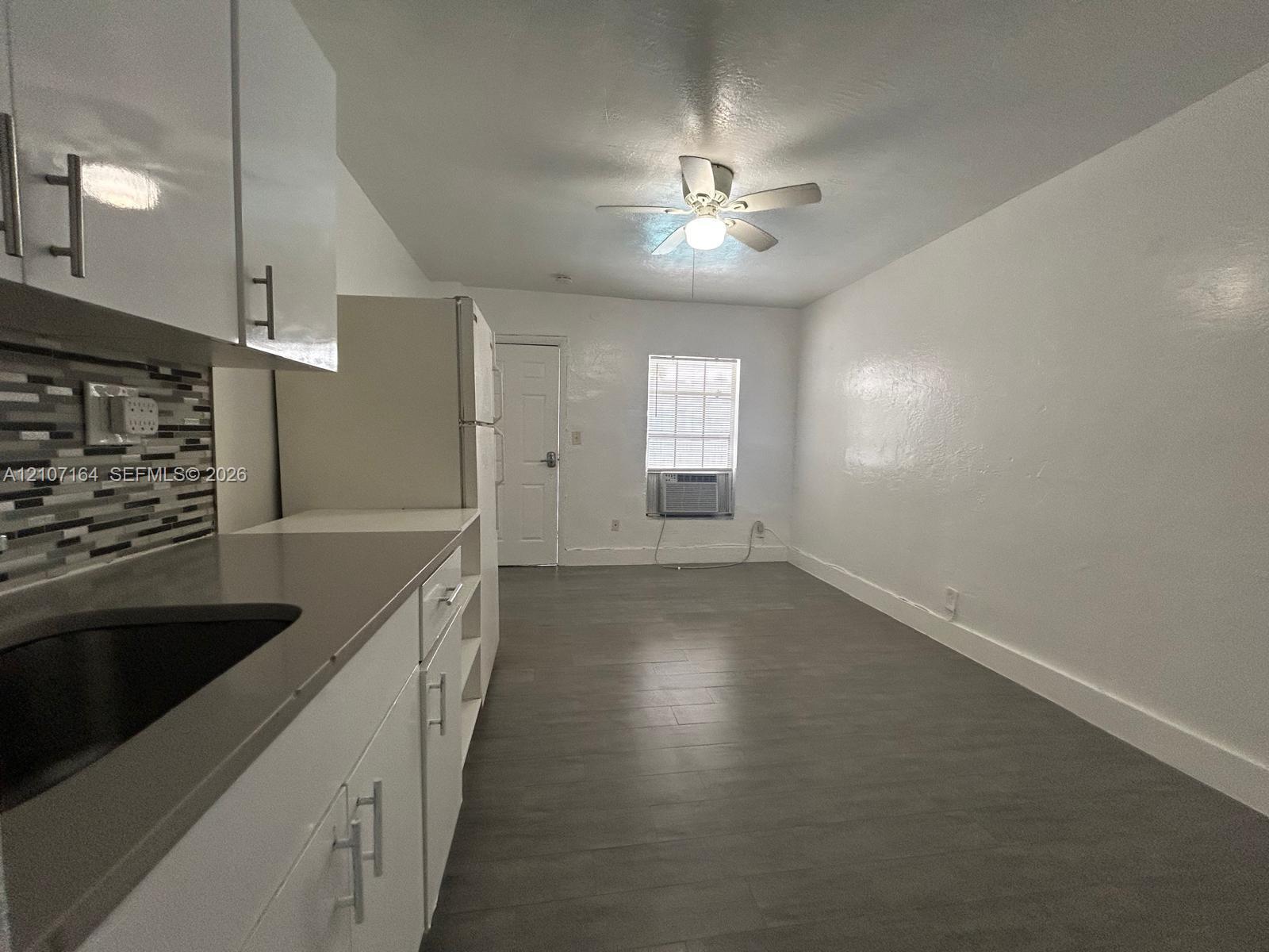 1843 Dewey St # 106, Hollywood FL 33020