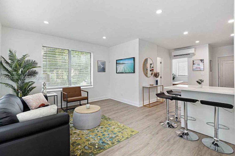 830 9th St # 14, Miami Beach FL 33139