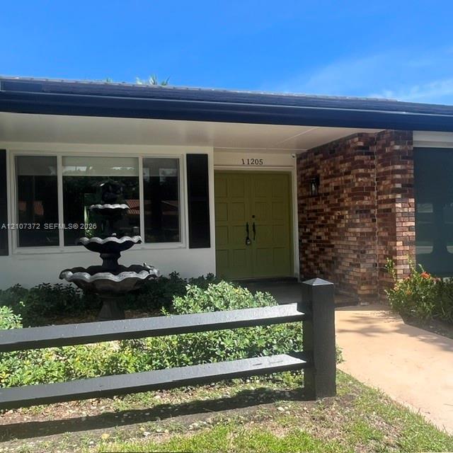 11205 SW 72nd Ave, Pinecrest FL 33156