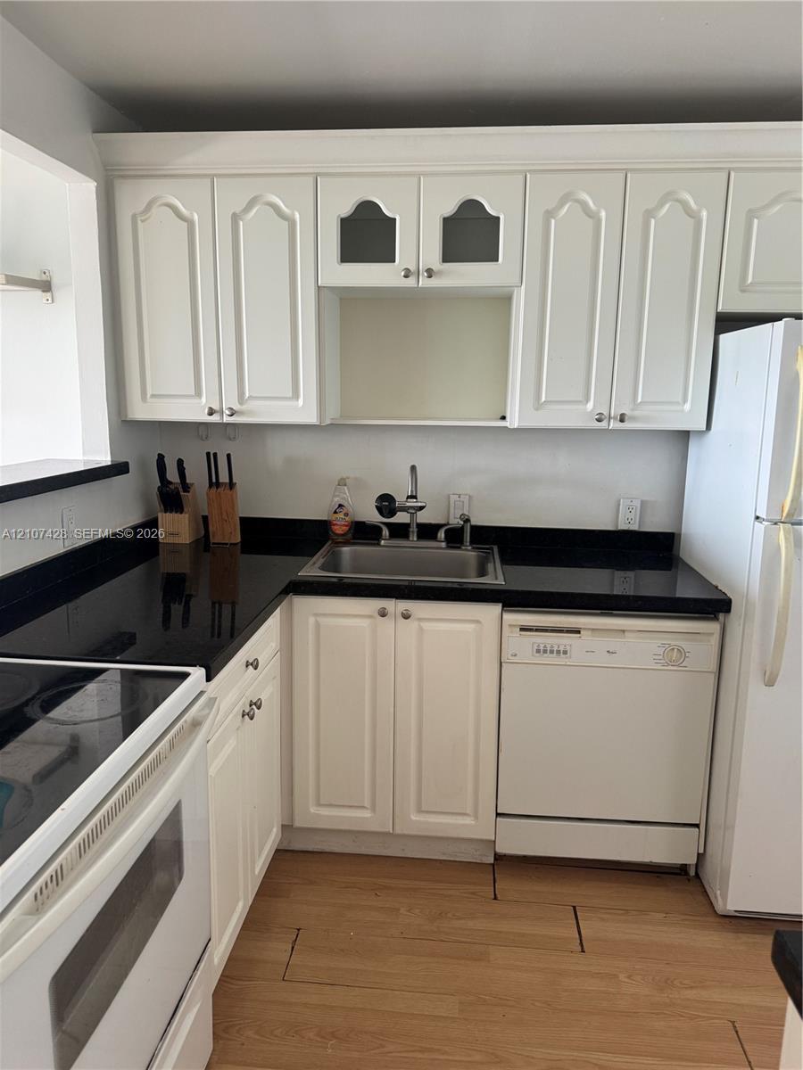 3475 N Country Club Dr # 704, Aventura FL 33180