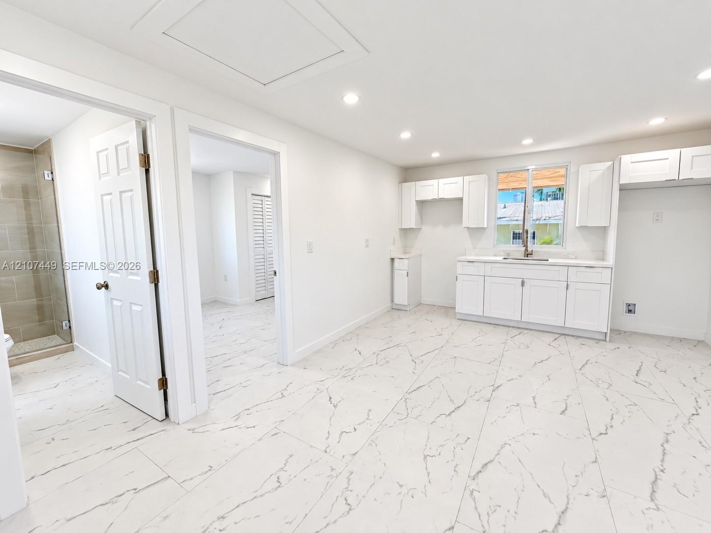829 SW 3rd St # B, Miami FL 33130