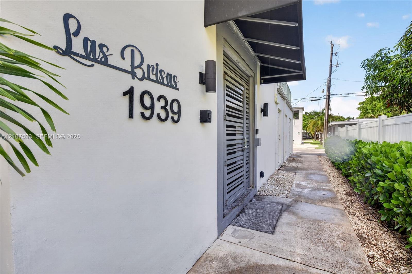 1939 Jefferson St # 201, Hollywood FL 33020