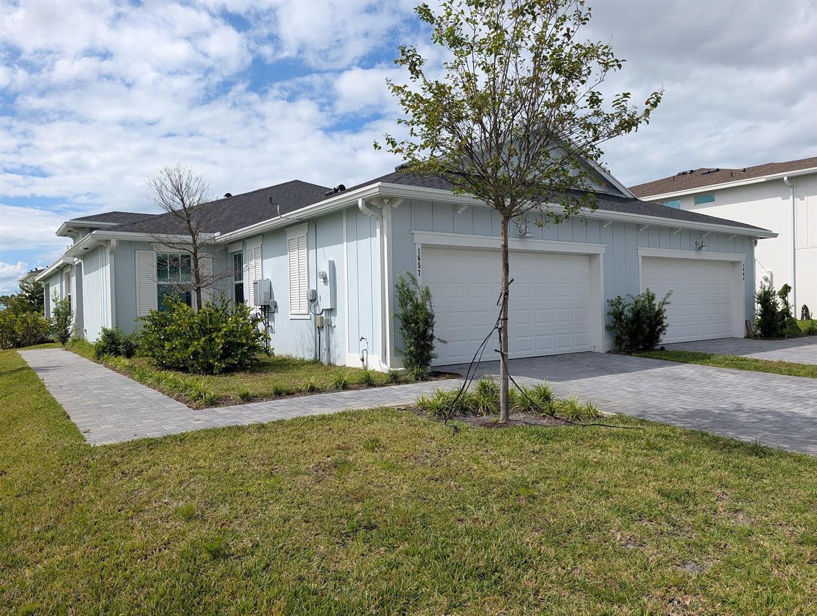 1657 WHISTLEGRASS Lane, FL 33470