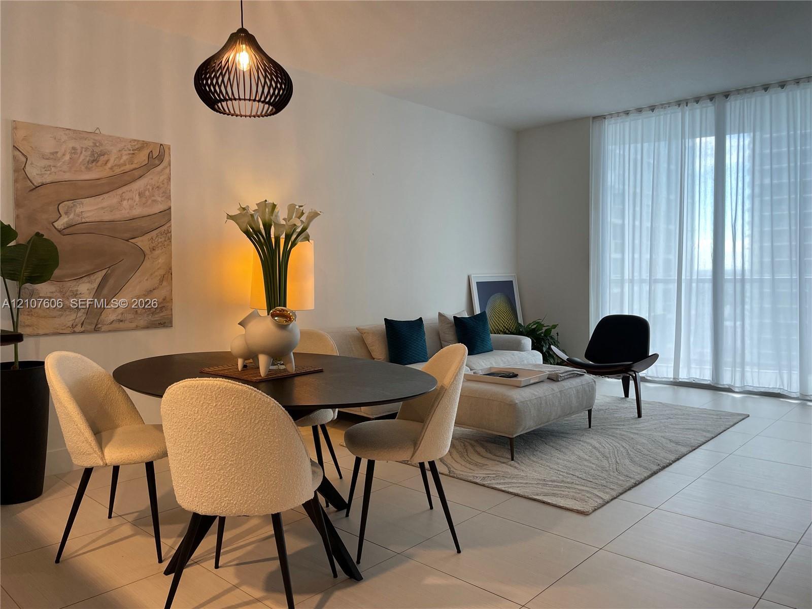 1060 Brickell Ave # 2413, Miami FL 33131