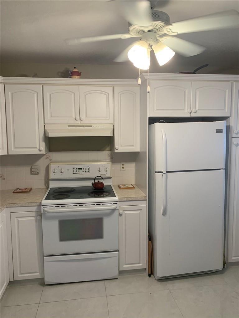 2305 LUCAYA Lane # L4, Coconut Creek FL 33066