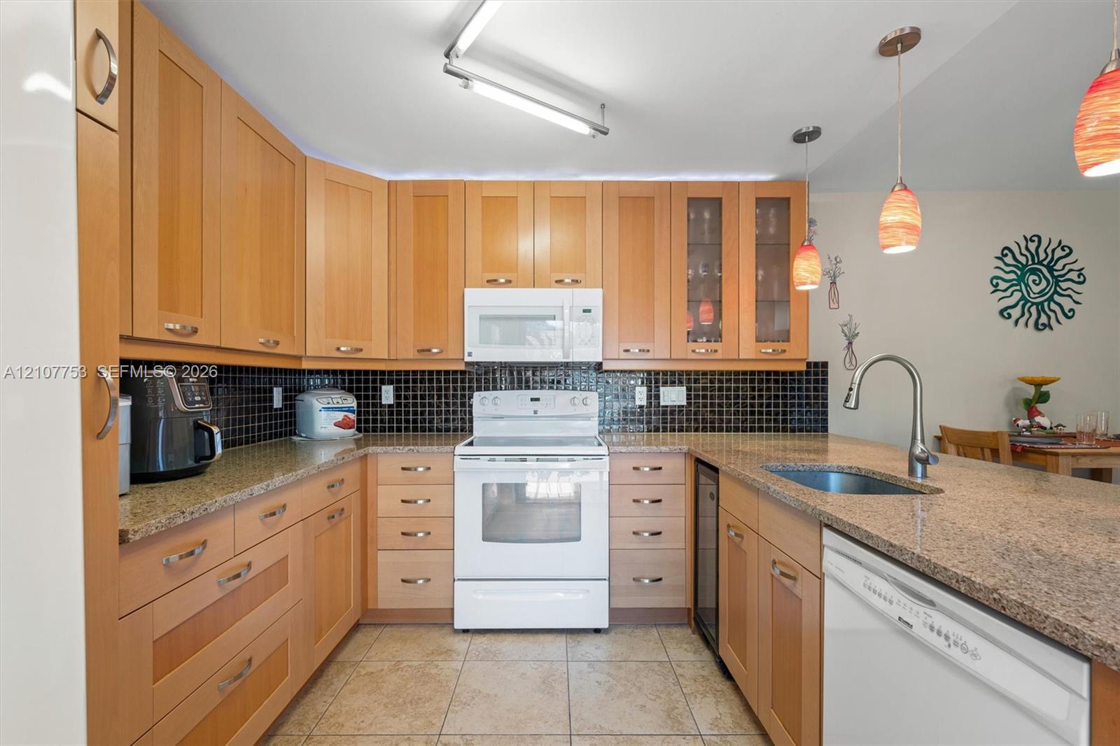 920 SW 118th Ter, Davie FL 33325