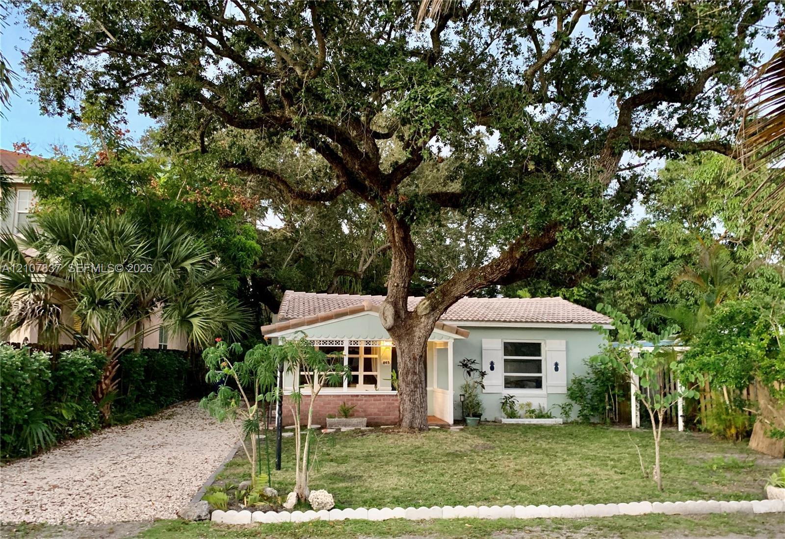 845 SW 11th Ct, Fort Lauderdale FL 33315